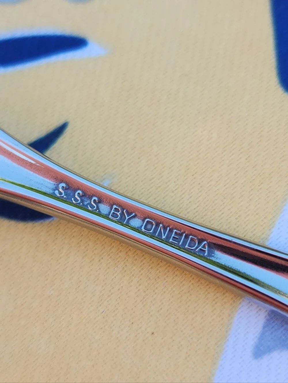 SSS by Oneida RENOIR PEMBROOKE Stainless Steel Flatware Mixed Lot 6pc Fork Spoon